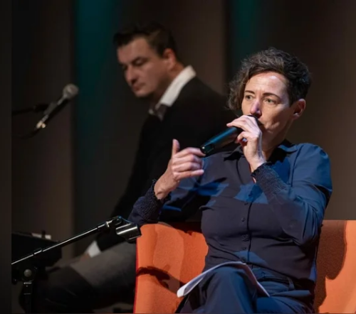 Boeklezing: ‘Niets meer te geven’ over zorgen voor een ander