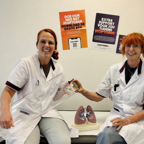 Gooi jouw laatste peuk, sigaret of vape in de stoppot in het SKB